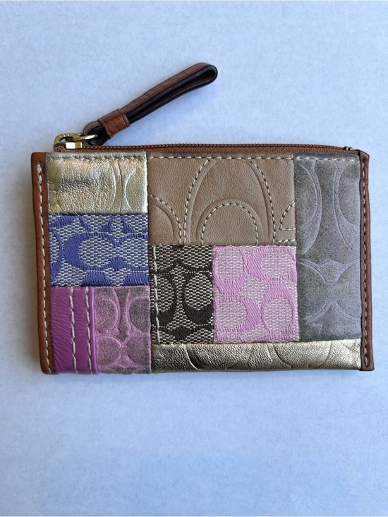 Coach Handbags - Vintage Coach Patchwork Y2K Card Holder Wallet Coin Keychain